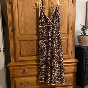 Super cute sundress.